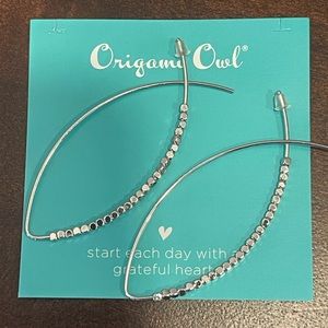 Origami Owl, Silver Beaded Threader Hoop Earrings, NWT